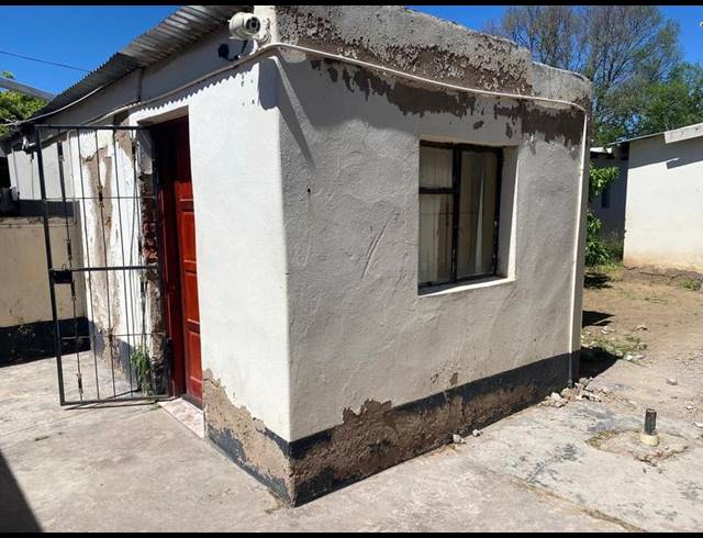 0 BEDROOM HOUSE FOR SALE IN QUEENSTOWN CENTRAL